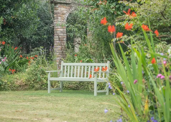 Pantybeiliau House Bed & Breakfast